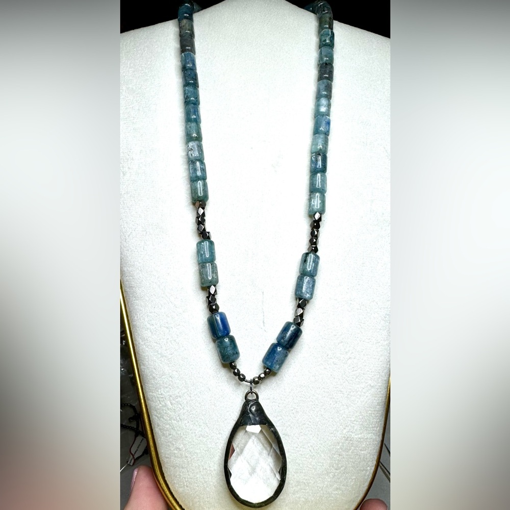 Elegant Blue Beaded Necklace
